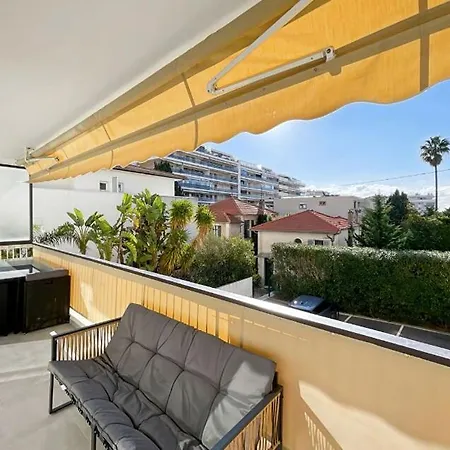 Apartment Moderne A *
