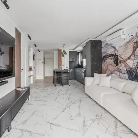 Moderne A Apartment