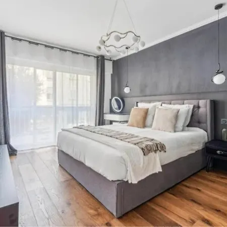 Apartment Moderne A *