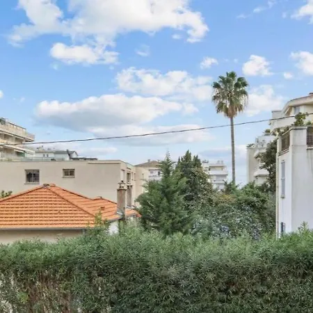 Moderne A Cannes